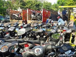 Tempat Gadai Hasil Begal Ratusan Motor Digerebek