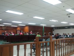 Udar Pristono Pinjam Nama Karyawan Rekanan Beli Kios di PGC