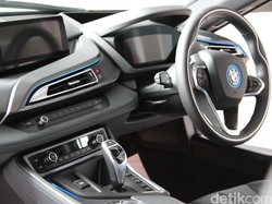 BMW Siapkan 12 Mobil Listrik Tahun 2023