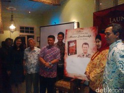 Luncurkan Buku, Irjen Anton Charliyan Bicara 99 Rahasia Kepemimpinan