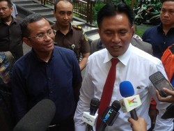 Didampingi Yusril Ihza, Dahlan Iskan Penuhi Panggilan Kejati DKI