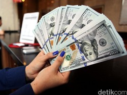 Kenapa Dolar Turun Sampai Rp 13.300-an? Ini Penjelasan Gubernur BI