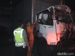 Truk Seruduk Truk di Tol Cipali, 1 Orang Tewas