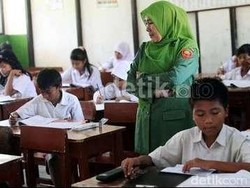 PGRI Ingatkan Pemerintah Agar Tuntaskan Amanat UU Guru dan Dosen