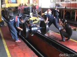 Lokomotif Tua Jalani Perbaikan Jelang Angkutan Lebaran