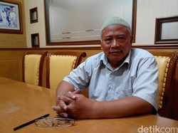 Ada 700 Takjil Per Hari dan Bakti Sosial di Masjid Agung Al Azhar