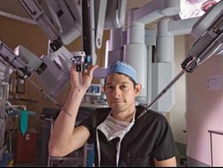 Dr Jesse Selber di Balik Kesuksesan Cangkok Tengkorak Pertama di Dunia