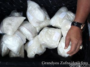 Polsek Menteng Tangkap 2 Pria yang Membawa Sabu