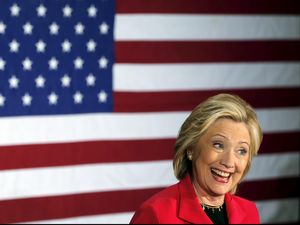 Hillary Clinton akan Cuti Kampanye Hadiri Pemakaman Nancy Reagan