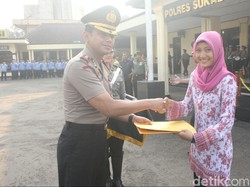 Thalia, Mahasiswi Cantik Pembekuk Perampok Semringah Diberi Reward Polisi