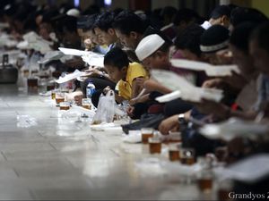 4 Tips Tetap Sehat Jelang Buka Puasa