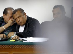 Eks Staf Sutan Sebut Amplop Duit ESDM Diletakkan di Mobil Anggota DPR