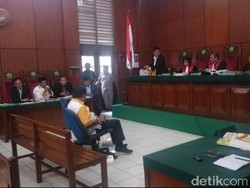 Hakim ke Kubu Ical dan Agung Cs: Apa Bisa Damai? Banyak yang Rugi Loh