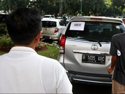 Uber Dilarang Beroperasi di Bandara Soekarno-Hatta