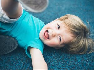 110 Tebak-tebakan Lucu untuk Menghibur Semua Usia