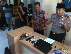 Bobol Ribuan Akun FB, 5 Hacker Muda Raup Uang Ratusan Juta