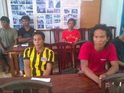 Kemlu Upayakan 8 WNI Perompak Orkim Diekstradisi dari Vietnam