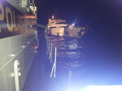 Polair Selamatkan Kapal Pesiar Mewah yang Mati Mesin di Laut Makassar