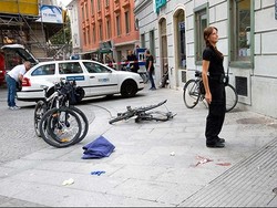 Pemuda Stres Tabrak Ratusan Orang di Austria, 3 Tewas