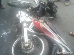 Ditabrak TransJ Rem Blong, Pemotor: Untung Motor Saya Nggak Terlalu Maju