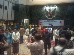 Ahok Tutup Rangkaian HUT DKI dengan Menjamu Para Tamu dan Dubes