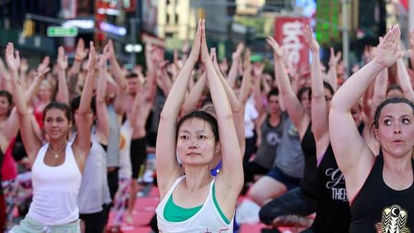 Foto: Perayaan International Yoga Day 2015 dari Seluruh Dunia