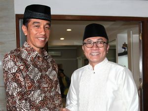 Zulkifli Hasan Diam-diam Temui Jokowi di Istana, Bahas Apa?