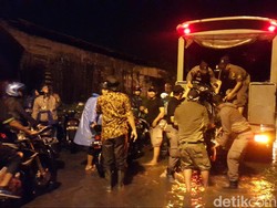 Wajah Baru Satpol PP di Tangan Risma: Bukan Lagi Tukang Gusur!