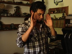 Perjalanan Berliku Nicolas Menjadi Muslim di Chili