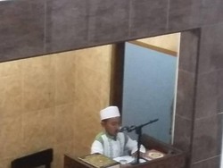 Bocah SD Isi Kultum Subuhan di Masjid Surabaya, Ini Penampakannya