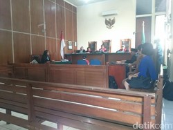 Guru TK St Monica Terdakwa Kekerasan Seks Dituntut 8 Tahun Penjara