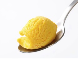 Terkejut, Mahasiswi di Tiongkok Tak Sengaja Telan Sendok Saat Makan Es Krim