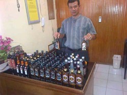 Polres Rohul Sita VCD Porno dan Miras