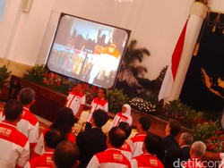 Pakai Kemeja Generasi Sehat, Jokowi Peringati Hari Anti Narkoba