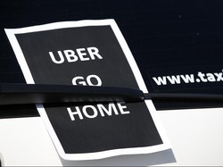 Pengamat: Belum Ada Payung Hukum, Sebaiknya Uber Stop Beroperasi