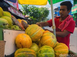 Bulan Ramadan, Buah Waluh Laris Manis di Ngawi