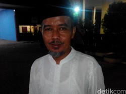 Bikin Ahok Ingat Belitung, Muazin Ini Dijanjikan Umroh