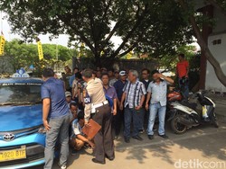 51 Sopir Taksi Gelap dan Calo Digaruk dari Bandara Cengkareng