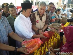 Safari Ramadan, BNP2TKI Gelar Pasar Murah di Cirebon