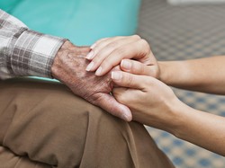 Berkat Teknologi, Pasien Penyakit Parah Bisa Konseling Spiritual Jarak Jauh