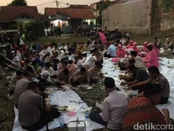 Baksos Polisi di Bulan Ramadan, Bagi-bagi Takjil Hingga Donorkan Darah