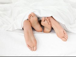 5 Posisi Bercinta yang Bisa Menghilangkan Stres