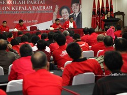 Desak Rini Dicopot, PDIP Bantah Dorong Wahyu Sakti Trenggono Menteri BUMN