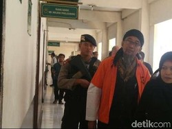 Guru Ngaji yang Didakwa Anggota ISIS yakin Divonis Bebas