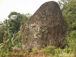 Pengelola Tol Cipali Bicara Soal Batu Bleneng dan Kecelakaan yang Terjadi