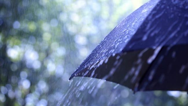 Berita Hujan Disertai Angin Kencang Landa Jaksel Sabtu 20 April 2024