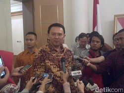 Ahok Tunjuk BUMD untuk Proyek LRT Setelah Dapat Persetujuan Presiden