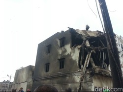 Alat Berat Terus Bergerak di Jl Djamin Ginting Evakuasi Hercules