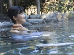 Pemandian Air Panas Penatahan: Lokasi dan Harga Tiket