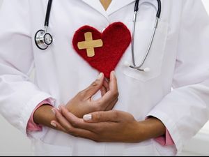 Ibu di Jambi Tewas usai Balap Karung, Dokter Soroti Kemungkinan Masalah Jantung Ibu di Jambi Tewas usai Balap Karung, Dokter Soroti Kemungkinan Masalah Jantung